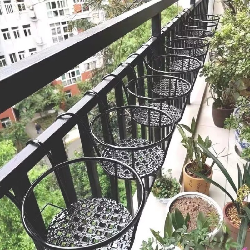 Wrought Iron Balcony Hanging F - Spider Plant Hanging ulasan dan harga